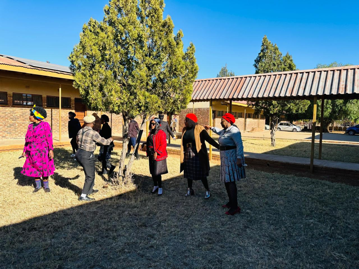Service image Fellowship and Outreach Services